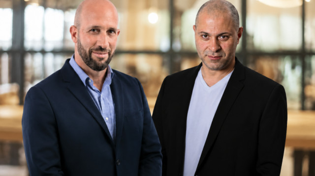 איציק זיזוב, רועי גסר (צילום: יחצ)
