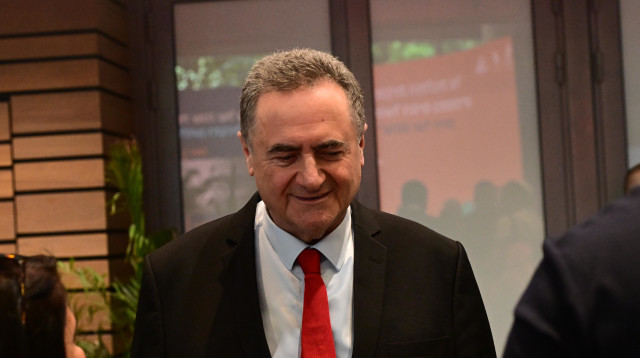 שר הביטחון ישראל כ"ץ באקספו (צילום: אבשלום ששוני)