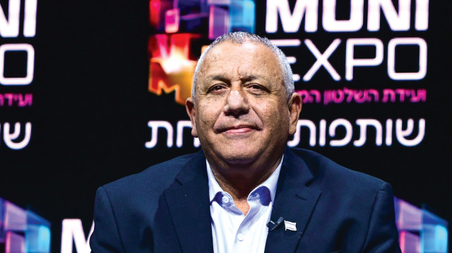 גדי איזנקוט (צילום: אבשלום ששוני)