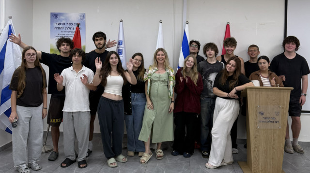חלק מבני הנוער השותפים במיזם של ויצו (צילום: דמיטרי פדייב)