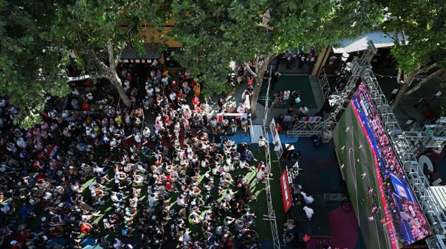 מתחם צפייה, סן פדרו סקוור (צילום: Emilee Chinn/Getty Images)