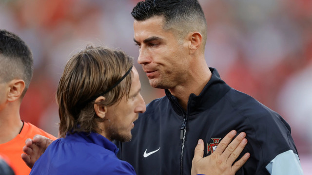 לוקה מודריץ' עם כריסטיאנו רונאלדו (צילום: GettyImages, DENIS LOVROVIC)