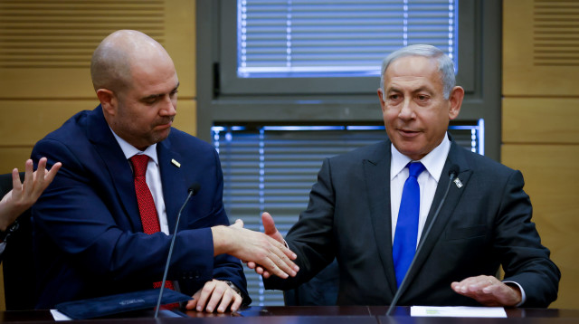 בנימין נתניהו ואמיר אוחנה (צילום: אוליבייה פיטוסי פלאש 90 )