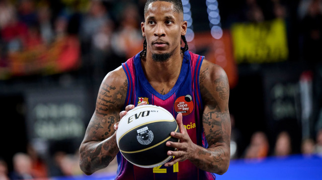 וויל קלייברן במדי ברצלונה (צילום: GettyImages, Borja B. Hojas)