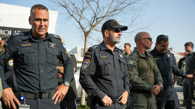 מבצע מעצר גובי פרוטקשן בדרום (צילום: דוברות המשטרה)
