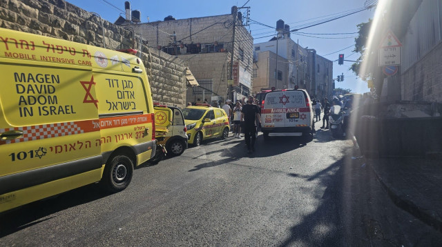 מזירת אירוע ההרעלה במכון היופי בירושלים (צילום: תיעוד מבצעי מד"א)