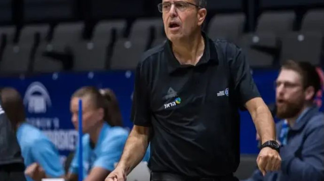 איזה ניצחון, איזו נבחרת. טל נתן (צילום: אתר רשמי, FIBA)