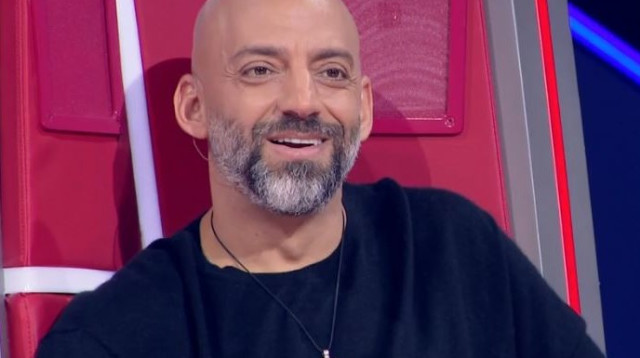 עידן רייכל ב"דה וויס" (צילום: צילום מסך רשת 13)