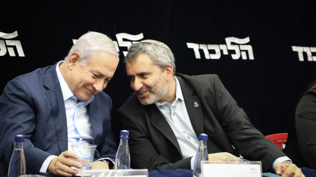 זאב אלקין, בנימין נתניהו (צילום: גרשון אלינסון, פלאש 90)