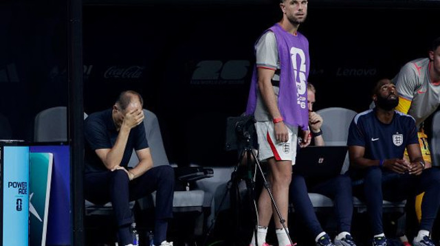 תומאס טוכל על הספסל (צילום: Gettyimages)