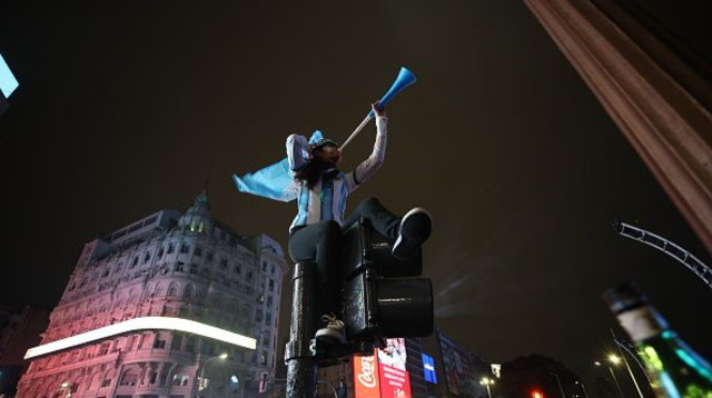 אוהדת של נבחרת ארגנטינה, אילוסטרציה (צילום: Tobias Skarlovnik/Getty Images)