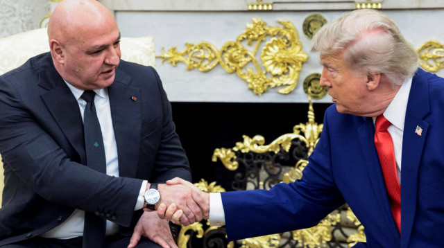 דונלד טראמפ ונשיא לבנון ג'וזף עאון בבית הלבן (צילום: רויטרס)