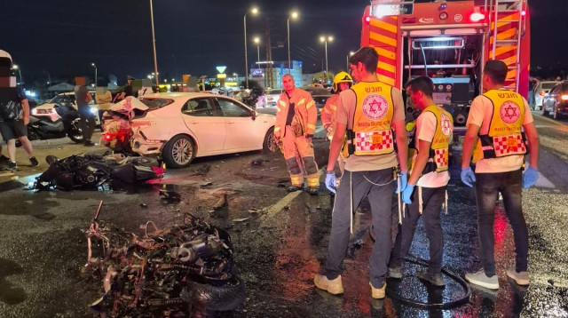 תאונת דרכים בכביש 57 (צילום: תיעוד מבצעי מד"א)