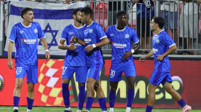 שחקני עירוני טבריה (צילום: דני מרון)