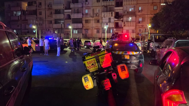 זירת הירי בנתיבות (צילום: תיעוד מבצעי מד"א)