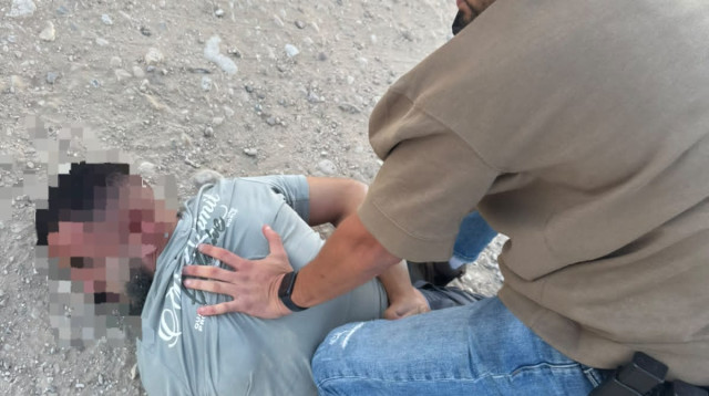 תיעוד המעצר (צילום: דוברות המשטרה)