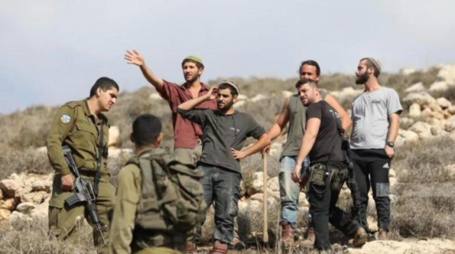 מתנחלים וחיילי צה"ל. למצולמים אין קשר לכתבה (צילום: רשתות חברתיות, שימוש לפי סעיף 27 א')