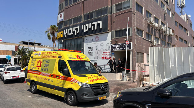 זירת הרצח בראשון לציון  (צילום: אבשלום ששוני)
