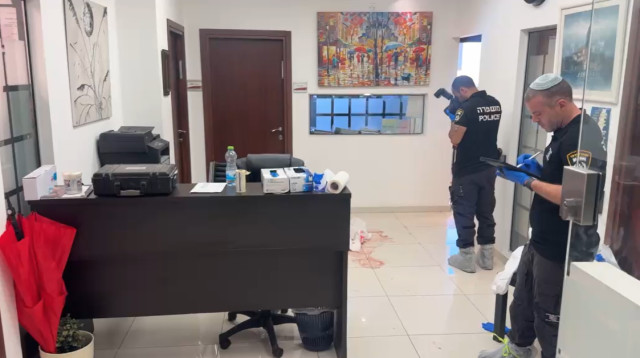 המשטרה בזירת האירוע בראשון לציון (צילום: דוברות המשטרה)