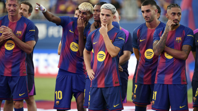שחקני ברצלונה (צילום: JOSEP LAGO/AFP via Getty Images)