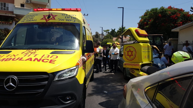 צוותי מד"א בלוד (צילום: תיעוד מבצעי מד"א)