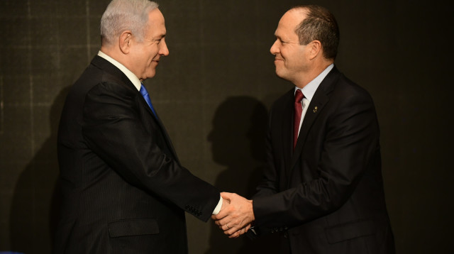 ניר ברקת, בנימין נתניהו (צילום: תומר נויברג, פלאש 90)