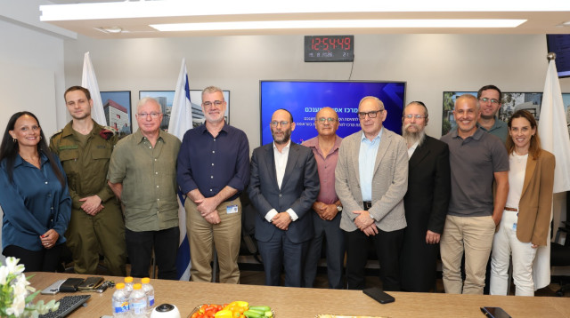 החתימה על הסכם להקמת מרכז להתערבות מוקדמת בטראומה (צילום:  ליאור צור דוברות איכילוב,  אריאל סר)