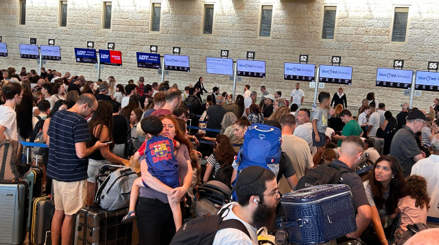 נתב"ג במהלך השיבושים (צילום: אבשלום ששוני)