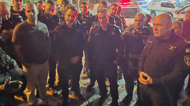 תיעוד מזירת הירי (צילום: דוברות המשטרה)