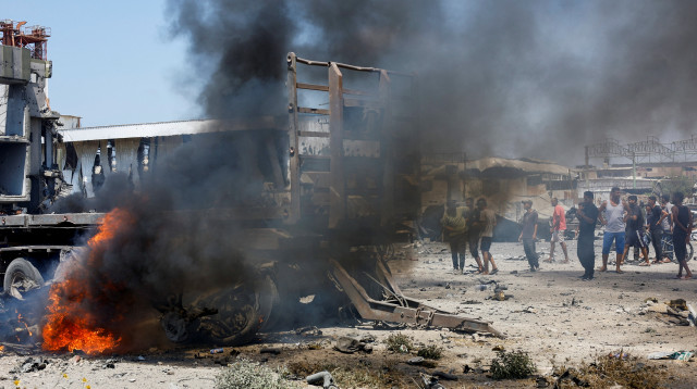 תקיפה בעזה (צילום: REUTERS/Mahmoud Issa)