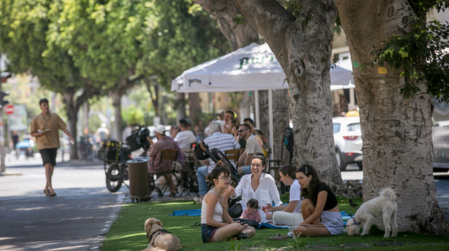 תל אביב (צילום: מרים אלסטר, פלאש 90)