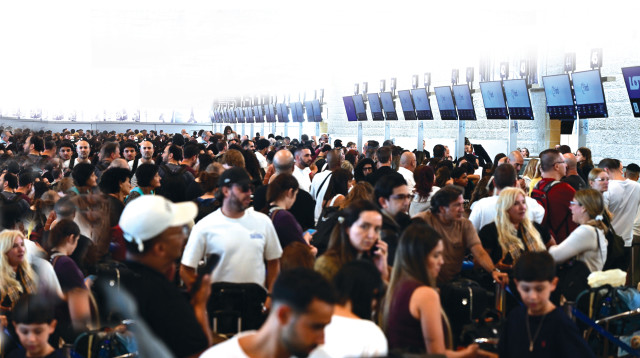 הכאוס בנתב"ג (צילום: אבשלום ששוני)