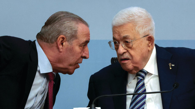 אבו מאזן וחוסיין אל שייח  (צילום: רויטרס)