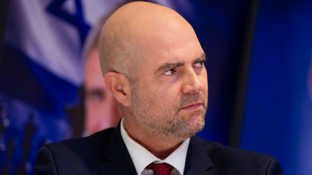 אמיר אוחנה (צילום: פלאש 90,שרון לייבל)