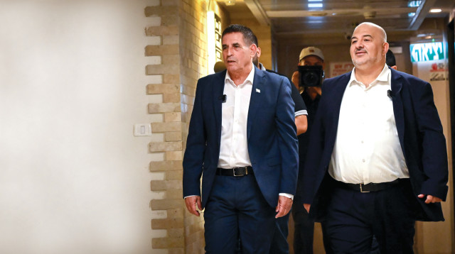 מנסור עבאס יואב סגלוביץ נצרת אוגוסט 2026 (צילום: מיכאל גלעדי)