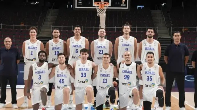 צ'אנס אחרון? שחקני הנבחרת (צילום: אתר רשמי, אתר פיב"א)