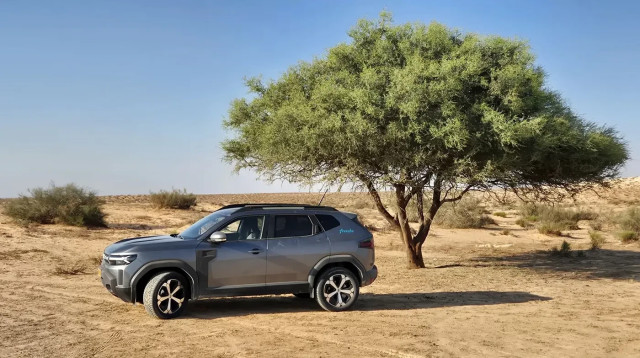 דאצ'יה דאסטר 4X4 היברידי-אוטומט Discover (צילום: רמי גלבוע)
