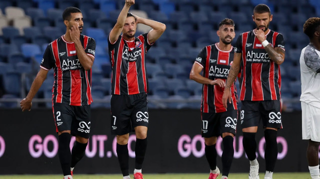 לירן רוטמן שחקן הפועל חיפה חוגג שער (צילום: מאור אלקסלסי)