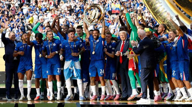 שחקני צ'לסי חוגגים (צילום: Getty images)