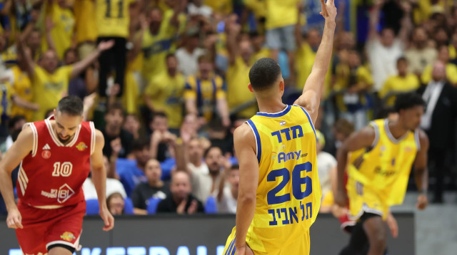 שחקן מכבי תל אביב, ים מדר (צילום: דני מרון)