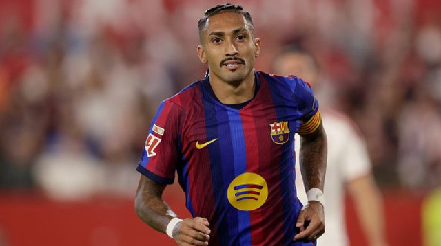ראפיניה במדי ברצלונה (צילום: Getty Images Sport)
