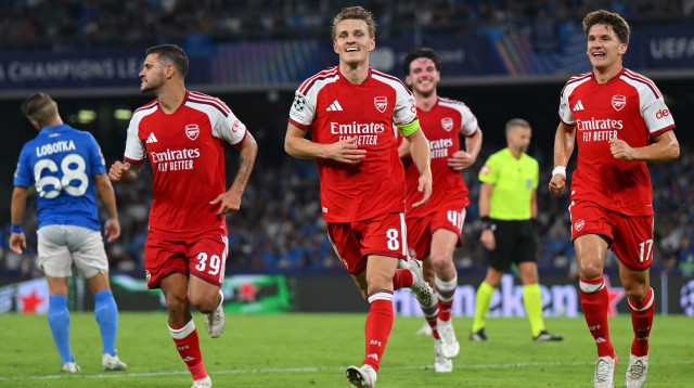 שחקני ארסנל חוגגים (צילום: Francesco Scaccianoce - UEFA / Contributor)
