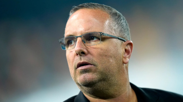 רן בן שמעון מאמן נבחרת ישראל (צילום: רויטרס)