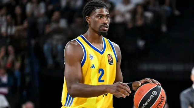 הפסד עלול להוביל לפתיחה של 3:0. קלארק (צילום: GettyImages, Eurasia Sport Images)
