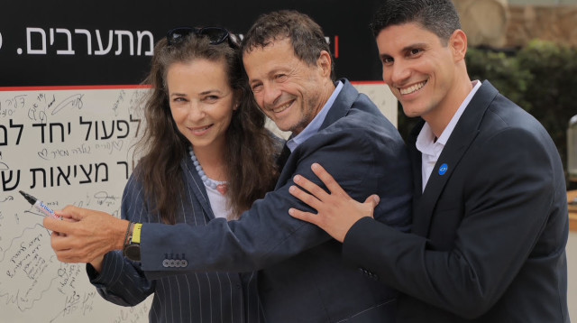 אבישי ג׳יבלי, אודי וענת אנג'ל (צילום: עוז שכטר)