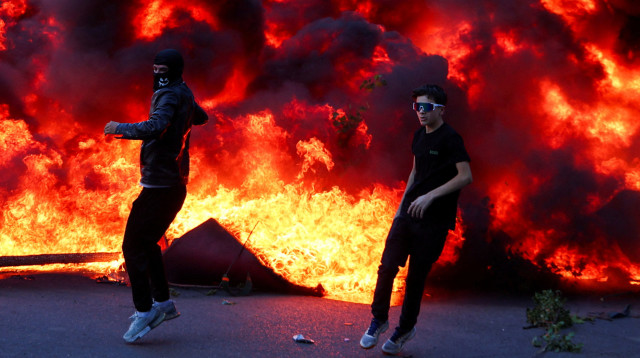 מחאת סטודנטים באלבניה (צילום: REUTERS)