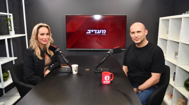 נפתלי בנט ומיקי לוין (צילום: אבשלום ששוני)