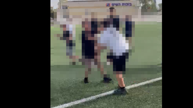 התקיפה ביהוד (צילום: צילום מסך)