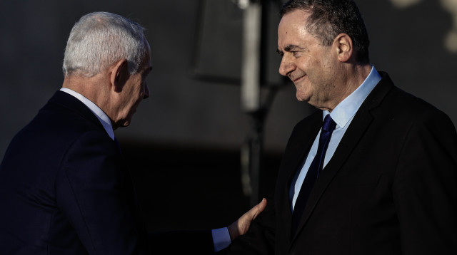 בנימין נתניהו וישראל כ"ץ (צילום: צפריר אבאיוף פלאש 90)