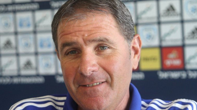 אלי גוטמן מאמן נבחרת ישראל (צילום: עדי אבישי)